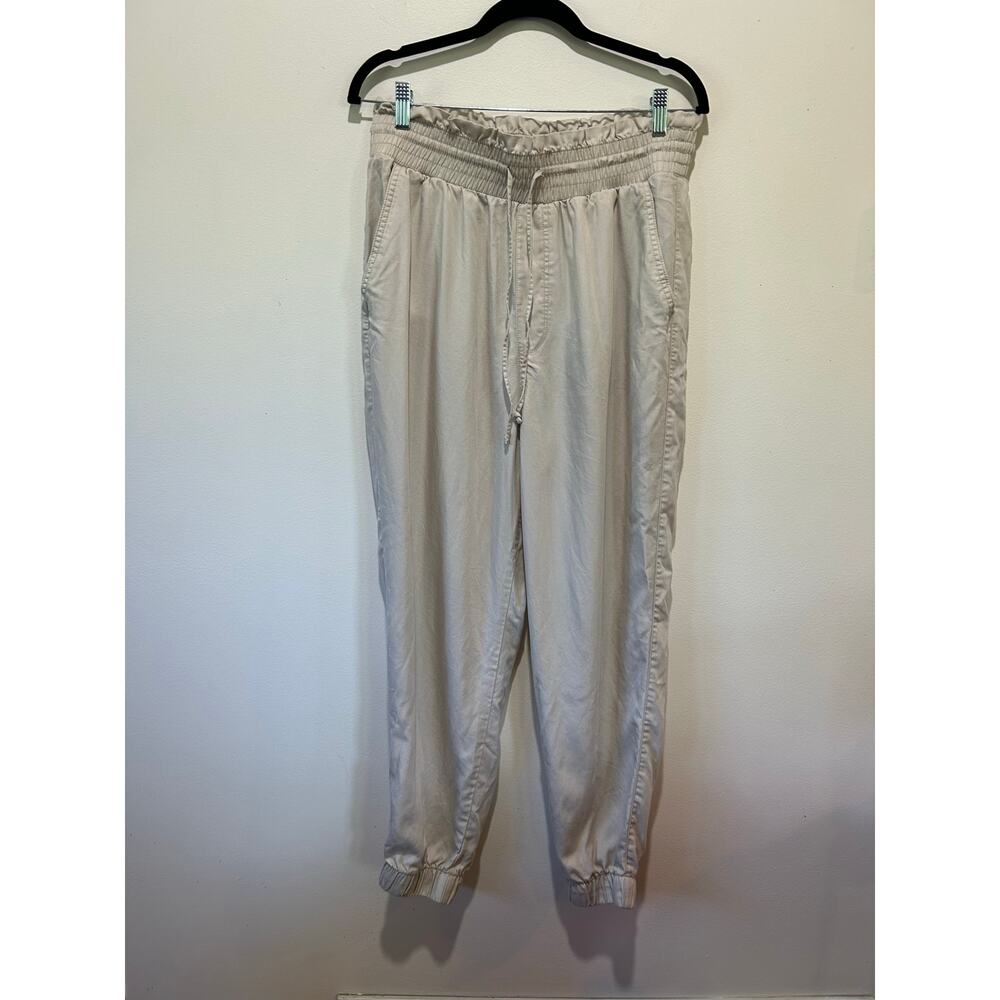 Abercrombie tan jogger pants size L high waisted elastic waist